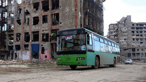 un autobus para evacuar terroristas en Alepo oriental Revelan nombres de asesores militares extranjeros en Alepo oriental